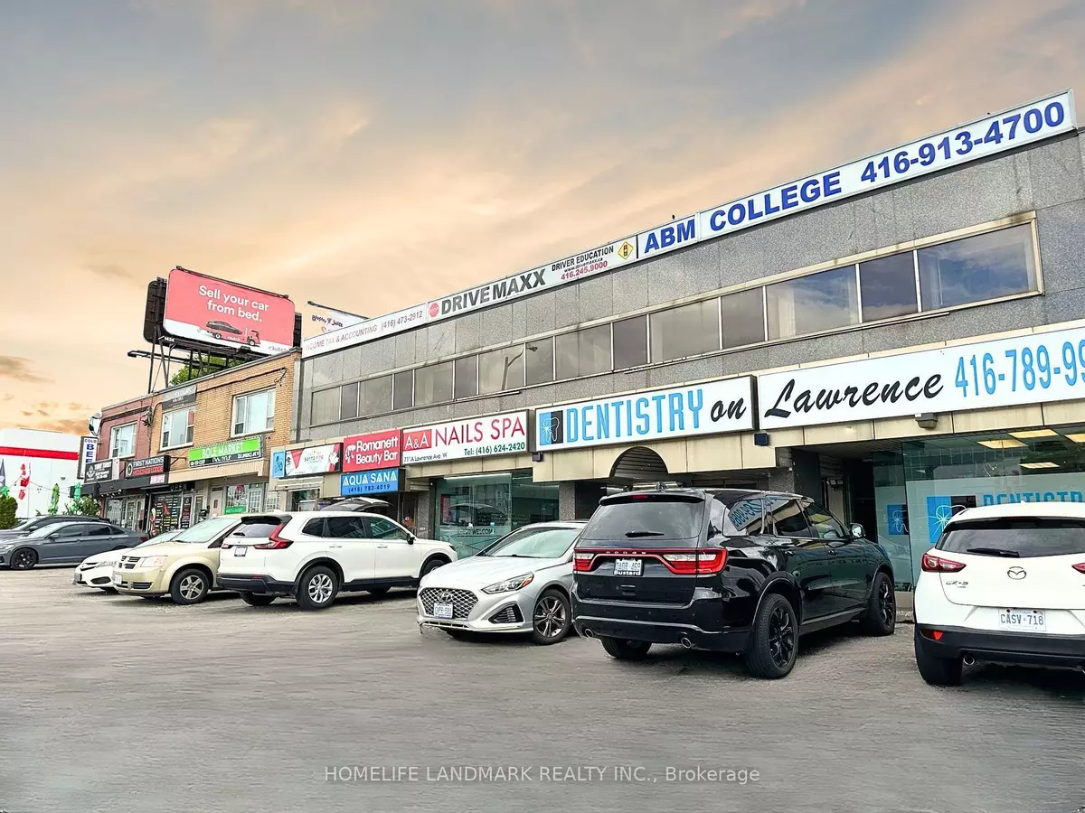 Toronto W04, ON M6A 1B4,705 Lawrence AVE W #202