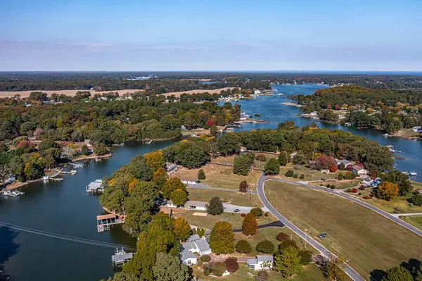 Reedville, VA 22539,467 Harbor DR