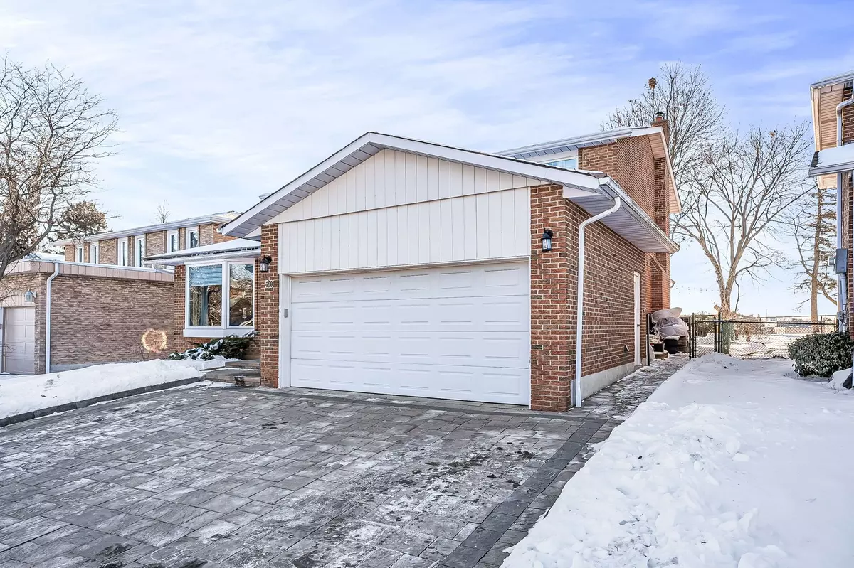 Markham, ON L3T 4W9,50 Willowbrook RD #Bsmt