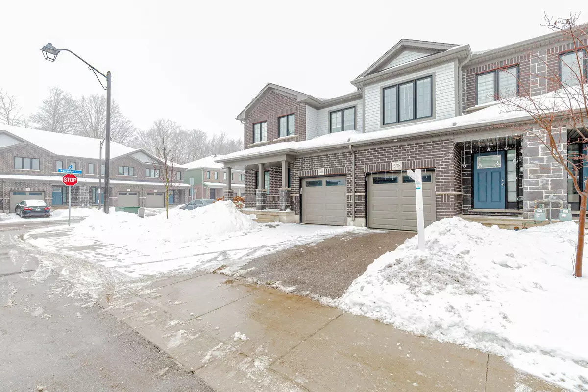 Kitchener, ON N2R 0P8,508 Woodlea CT