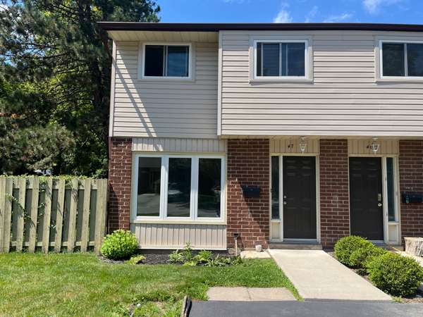 2 WEIDEN ST #47, St. Catharines, ON L2M 6W5