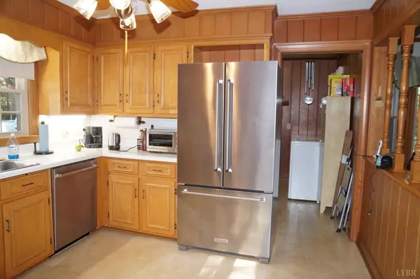 Nathalie, VA 24577,1223 Owens Mill RD