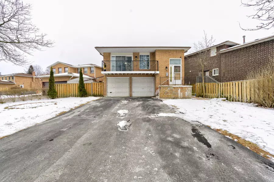 29 Lakecrest TRL, Brampton, ON L6Z 1S6