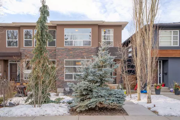 4927 21 AVE Northwest, Calgary, AB T3B 0X1