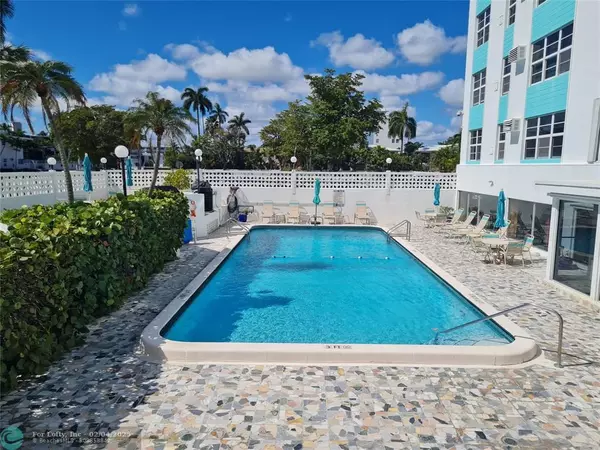 Fort Lauderdale, FL 33469,600 N BIRCH ROAD  #301H