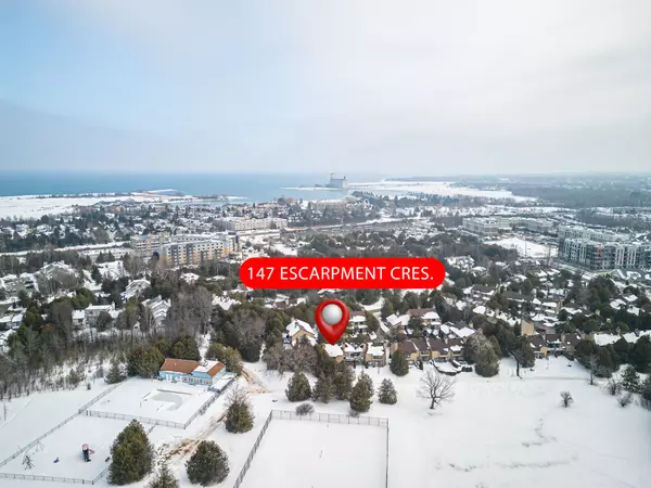 Collingwood, ON L9Y 5B4,147 Escarpment CRES #7