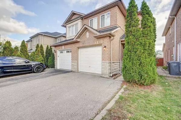 Mississauga, ON L5V 2N4,1140 Foxglove PL