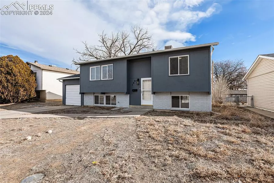 140 Schirra PL, Pueblo, CO 81001