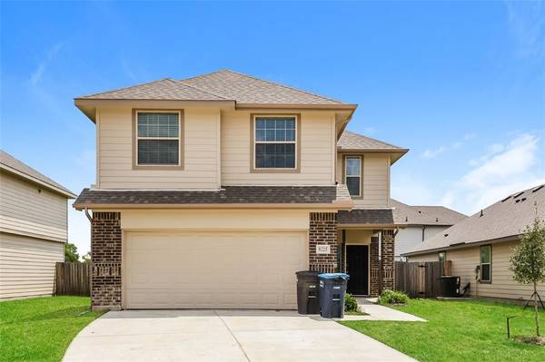 8225 Camellia Tree Court, Fort Worth, TX 76123