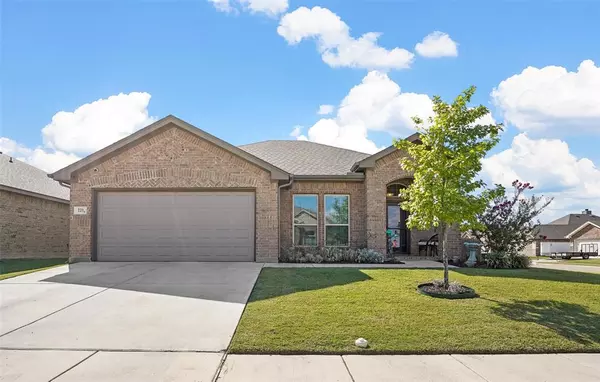 Azle, TX 76020,221 Angelina Court