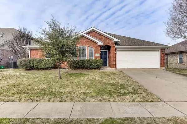 1000 Cedar Ridge Lane, Burleson, TX 76028