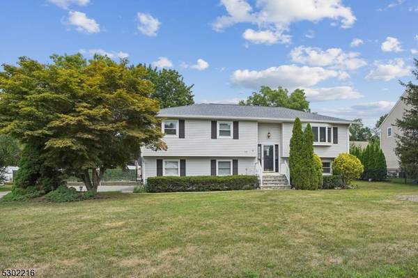 78 Sunset Rd, Pequannock Twp., NJ 07444