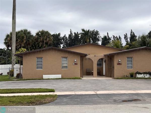 6100-6102 SW 48th Ct, Davie, FL 33314