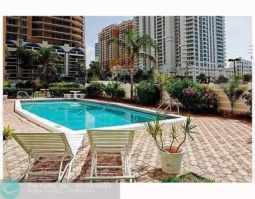 Fort Lauderdale, FL 33316,200 Birch  #714