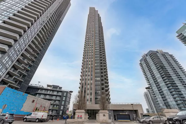 36 Park Lawn RD #3208, Toronto W06, ON M8Y 0E5