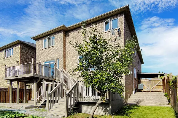 Mississauga, ON L5B 4P6,120 Danielson CT