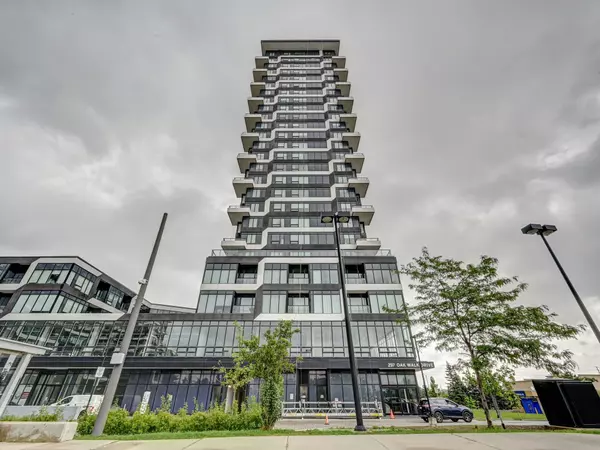 297 Oak Walk DR #318, Oakville, ON L6H 3R6