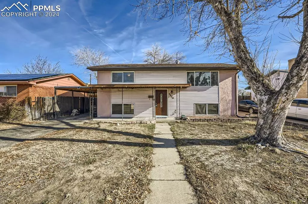 Pueblo, CO 81005,2640 Lynwood LN