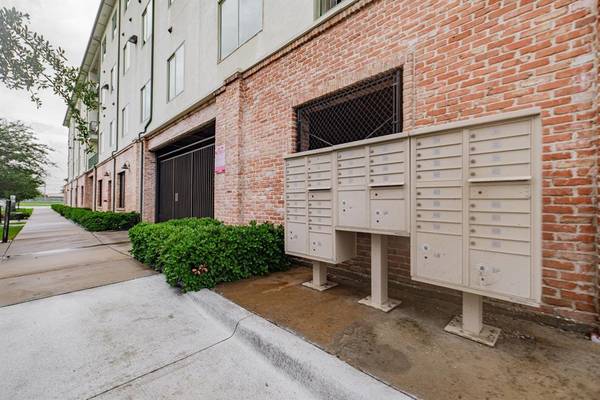 3221 Elihu Street #201, Dallas, TX 75210