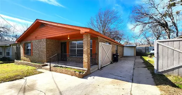 Denton, TX 76209,415 N Ruddell Street