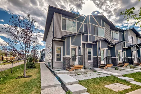 Calgary, AB T3J5J7,99 Saddlestone DR NE