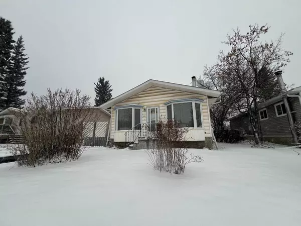 152 Meadow DR, Hinton, AB T7V1N7