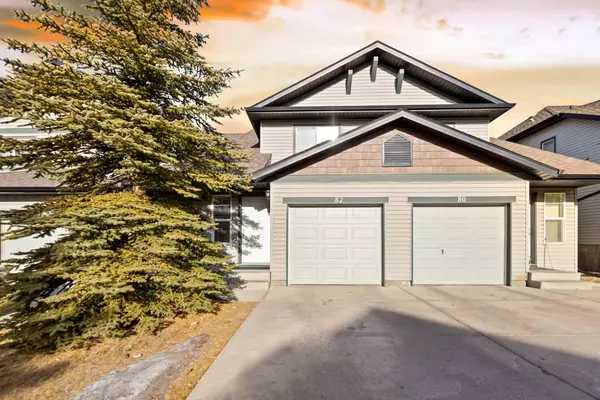 82 Panatella Villas NW, Calgary, AB T3K 0G6