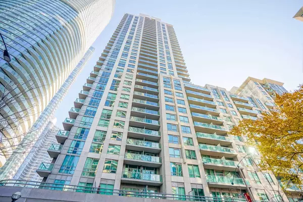 19 Grand Trunk CRES #510, Toronto C01, ON M5J 3A3