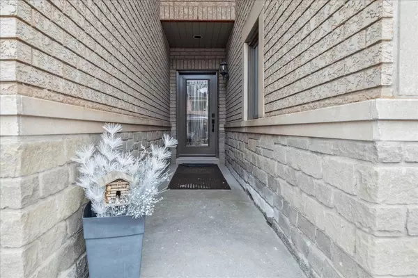 Oakville, ON L6H 6J3,2250 Rockingham DR #26