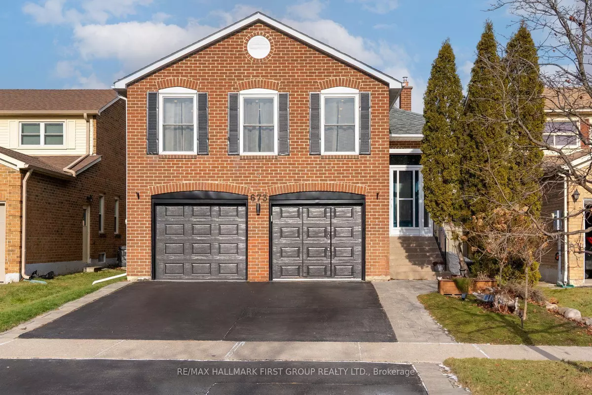 Pickering, ON L1V 4V2,673 Chiron CRES