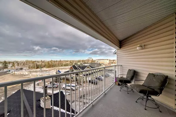 Airdrie, AB T4B 2M5,305 1 AVE Northwest #402