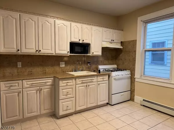 845 Kearny Ave #2, Kearny Town, NJ 07032