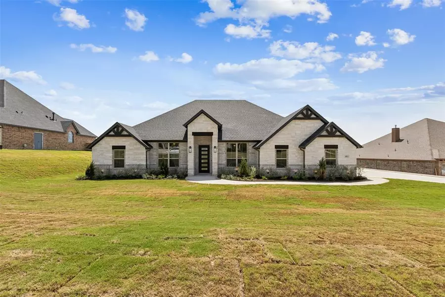 8013 White Drive, Granbury, TX 76049