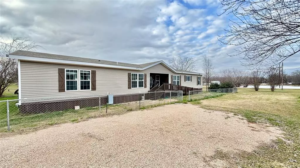 381 Cheyenne, Quitman, TX 75783