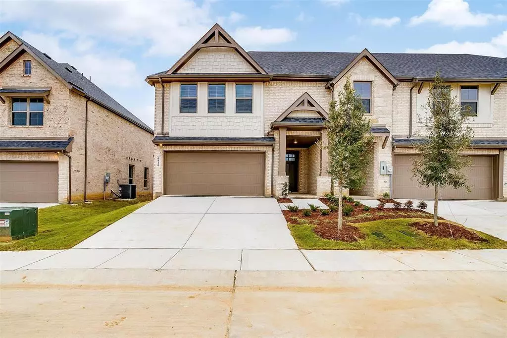 Arlington, TX 76001,6930 Crimson Drive