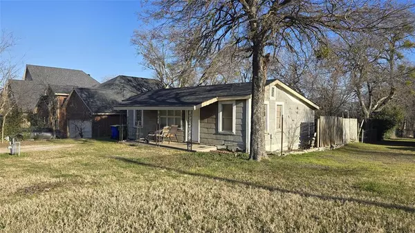 White Settlement, TX 76108,8208 Kender Lane