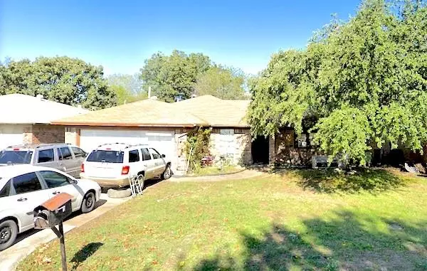 8524 Whitney Drive, White Settlement, TX 76108