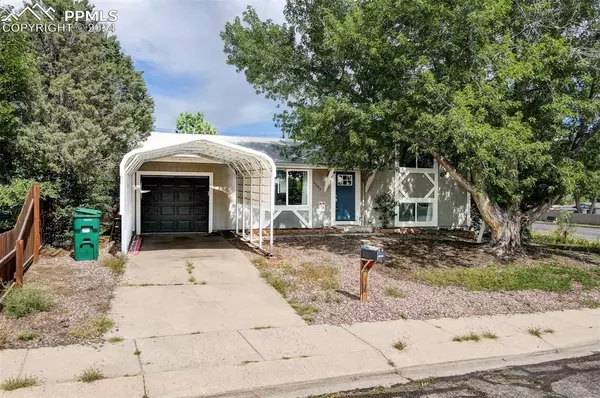 Colorado Springs, CO 80910,2297 Whitewood DR