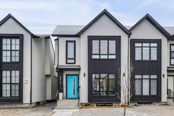 2812 39 ST Southwest, Calgary, AB T3E 3G7