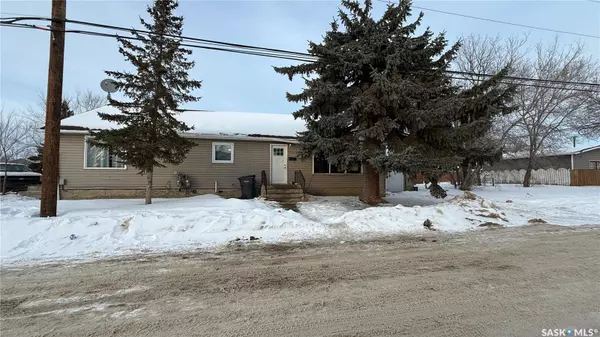 1402 109th STREET #A&B, North Battleford, SK S9A 2G3