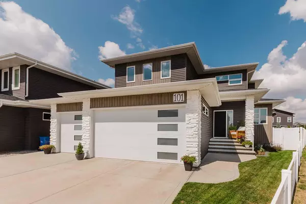 101 Lazaro Close, Red Deer, AB T4R 0R7