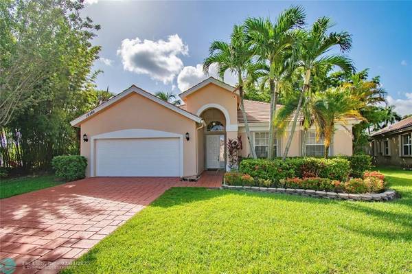 12280 Riverfalls Ct, Boca Raton, FL 33428