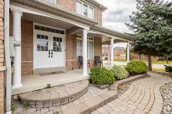 Mississauga, ON L5M 6W2,5751 Long Valley RD #Upper