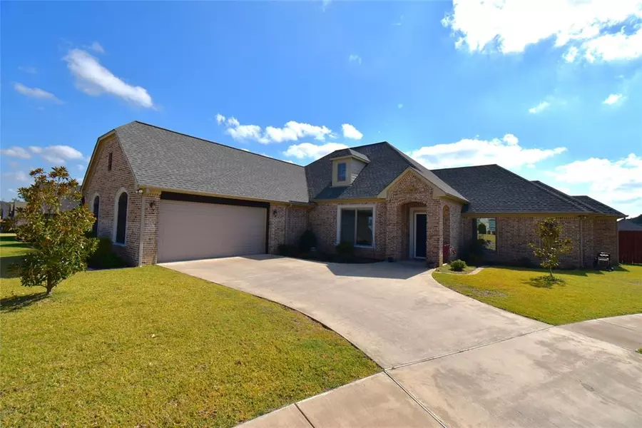 1336 Ashley Creek Lane, Tyler, TX 75703