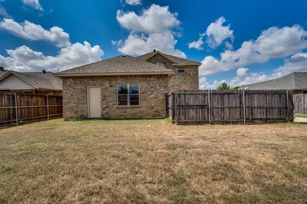 Red Oak, TX 75154,208 Cobblestone Circle