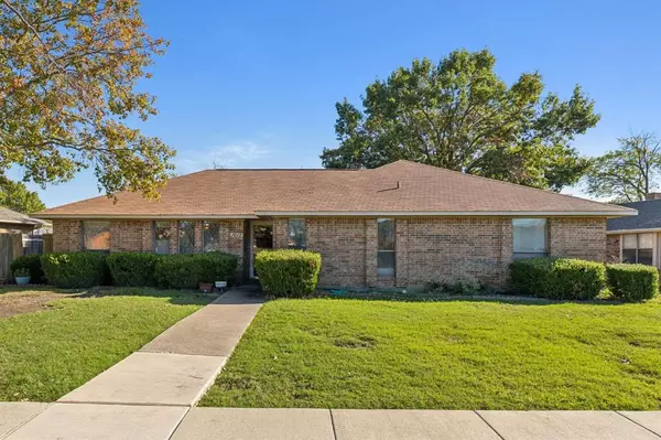 1612 E Peters Colony Road,  Carrollton,  TX 75007