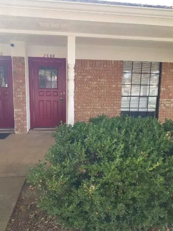 Bedford, TX 76021,2804 Springhaven Court