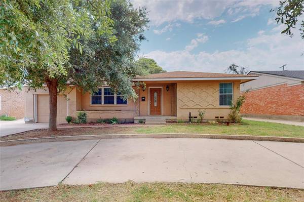 1610 N O Connor Road, Irving, TX 75061