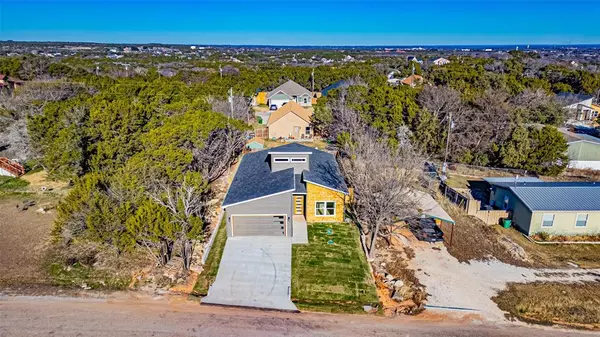 Granbury, TX 76048,3320 Brazos River Drive