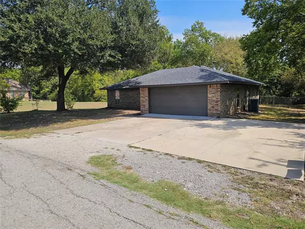 Trenton, TX 75490,100 Pecan Circle